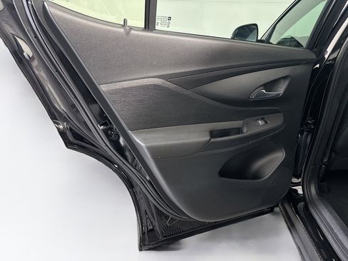 Used 2025 Buick Envista Preferred image 26