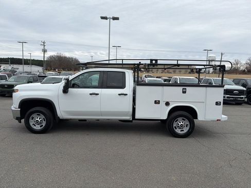 Used 2022 Chevrolet Silverado 2500 W/T w/ WT Convenience Package image 5