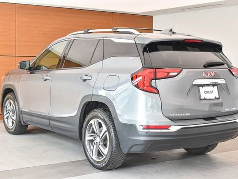 Used 2019 GMC Terrain SLT w/ Infotainment Package II AWD/4WD image 8