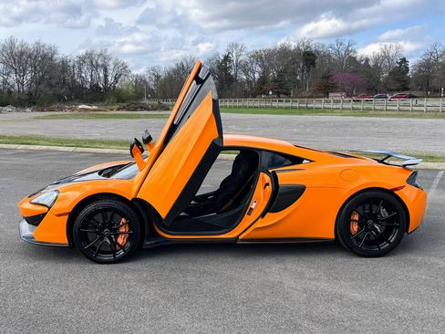 Used 2016 McLaren 570S Coupe image 7