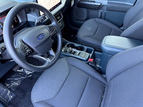 New 2025 Ford Maverick XL image 9