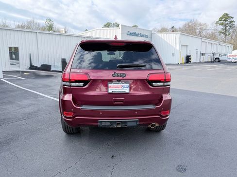 Used 2021 Jeep Grand Cherokee Laredo X image 8