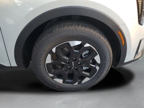 New 2026 Kia Sorento S w/ S Panoramic Sunroof Package image 5
