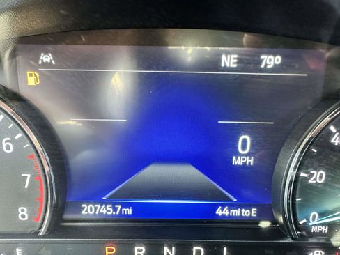 Used 2022 Ford Explorer XLT w/ Equipment Group 202A image 31