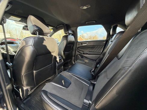 Used 2020 Ford Edge ST w/ Cold Weather Package image 8