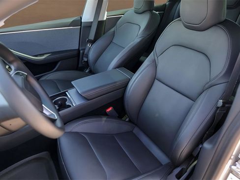 Used 2024 Tesla Model 3 Standard Range image 7