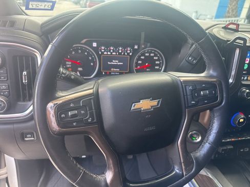 Used 2019 Chevrolet Silverado 1500 High Country w/ Z71 Off-Road Package image 21