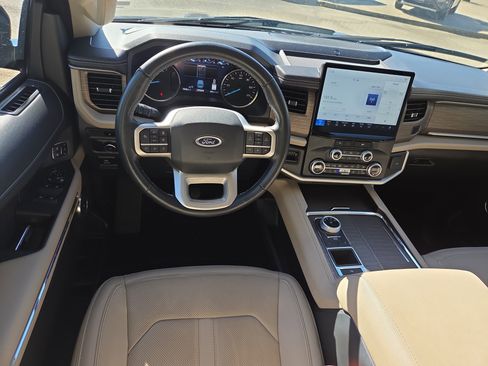 Used 2024 Ford Expedition Max Limited image 8