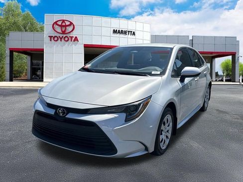 Certified 2025 Toyota Corolla LE image 24