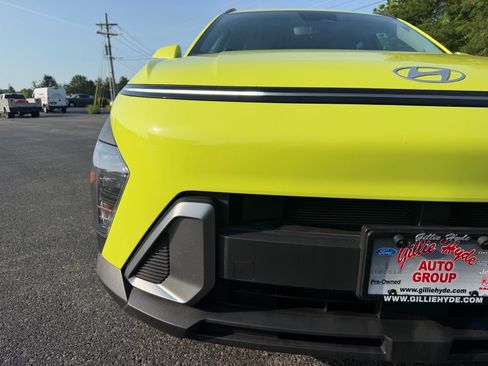 Used 2024 Hyundai Kona SEL AWD/4WD image 5