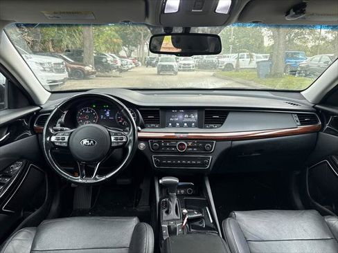 Used 2019 Kia Cadenza Premium image 23