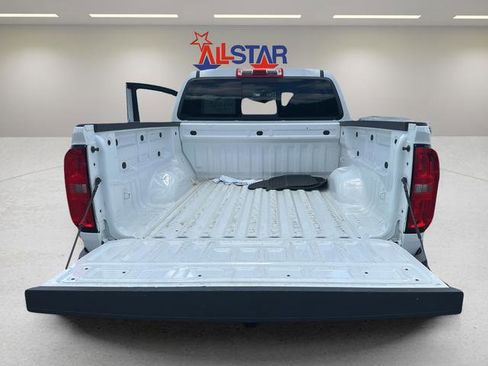 Used 2022 Chevrolet Colorado LT w/ LT Convenience Package AWD/4WD image 22
