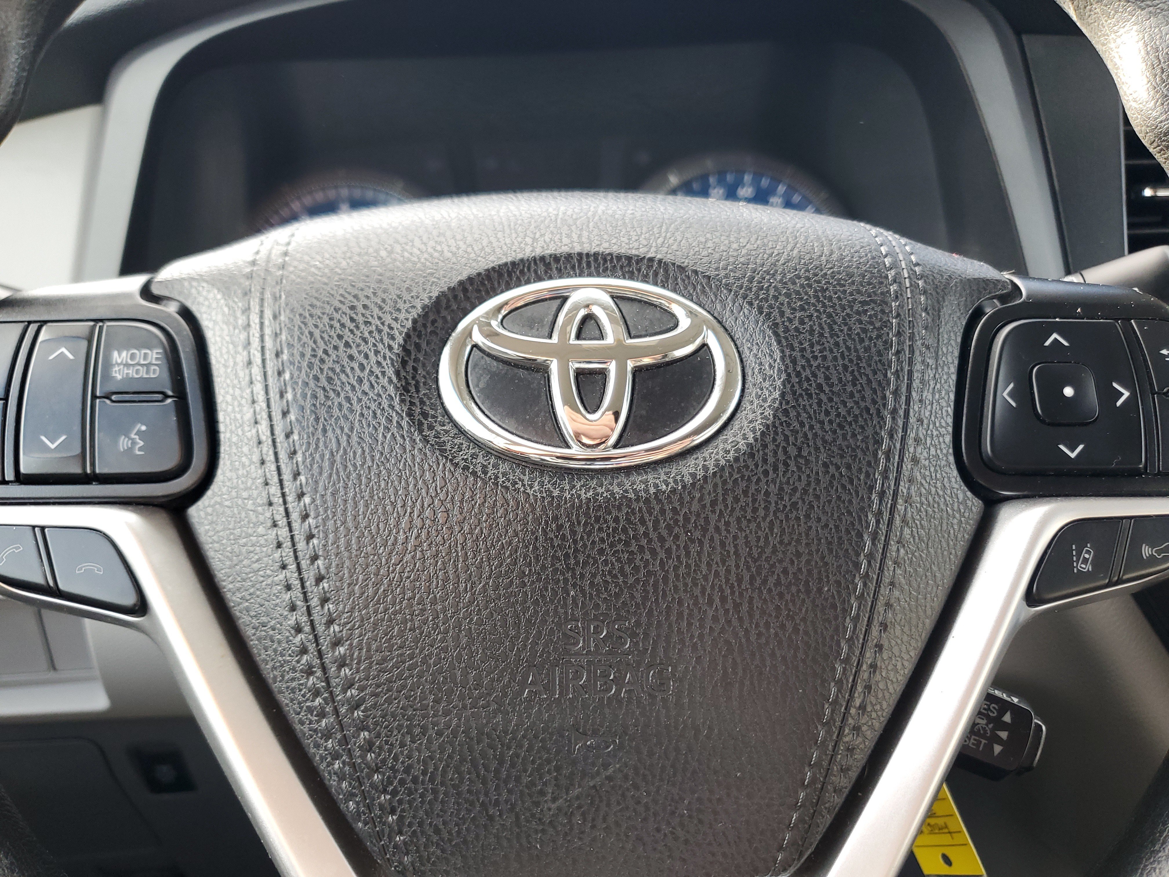 Certified 2019 Toyota Sienna LE FWD image 24