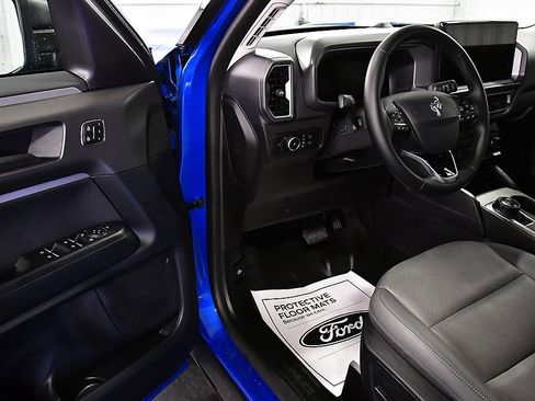 Used 2025 Ford Bronco Sport Badlands image 15