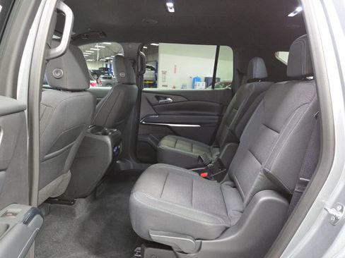 New 2026 Chevrolet Traverse LT image 32