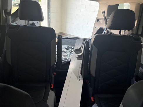 New 2026 Volkswagen Atlas Peak Edition image 15