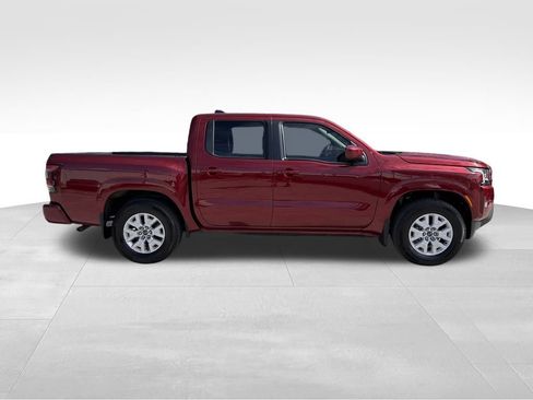 Used 2024 Nissan Frontier SV w/ SV Convenience Package image 9