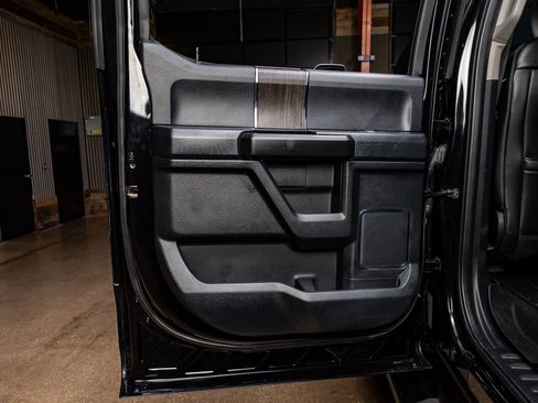 Used 2020 Ford F250 Lariat image 38