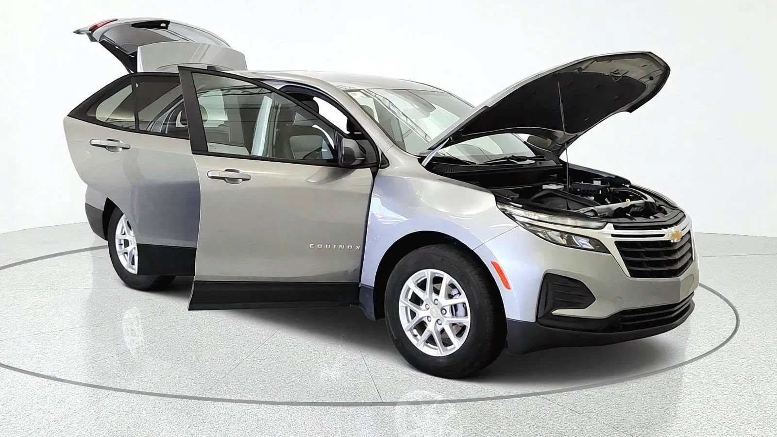Used 2024 Chevrolet Equinox LS w/ LS Convenience Package FWD image 11