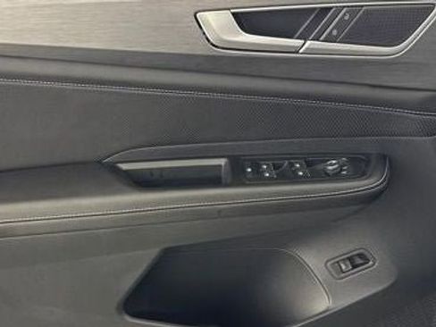 New 2026 Volkswagen Atlas Cross Sport SE image 23