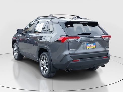 Used 2022 Toyota RAV4 XLE Premium FWD image 7