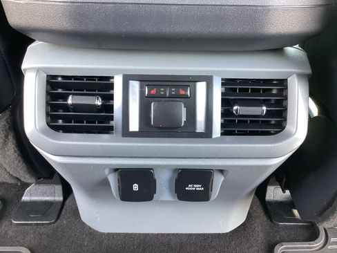 Used 2021 Ford F150 Lariat w/ Equipment Group 502A High AWD/4WD image 31