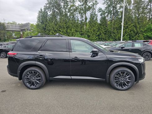 New 2026 Nissan Pathfinder SL w/ SL Premium Package AWD/4WD image 4