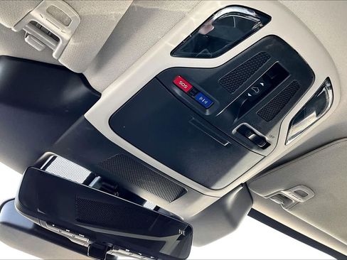 Used 2023 Subaru Outback Touring image 35