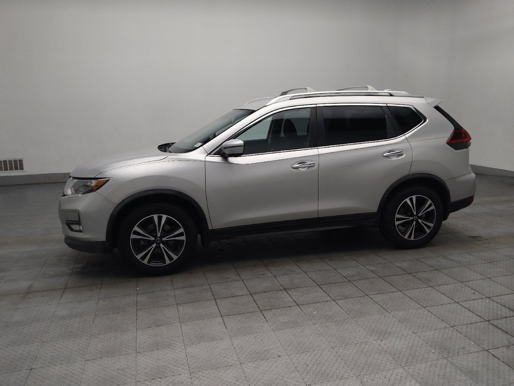 Used 2019 Nissan Rogue SV w/ Premium Package FWD image 2