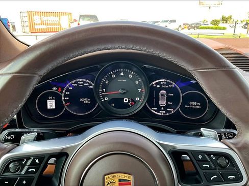 Certified 2023 Porsche Cayenne AWD/4WD image 25