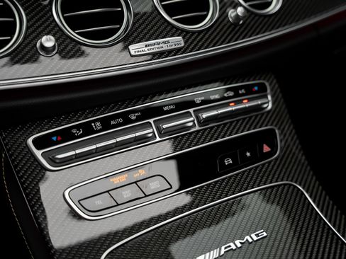 Used 2023 Mercedes-Benz E 63 AMG S image 59