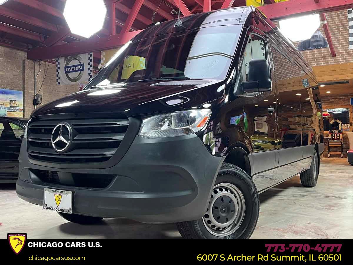 Used 2025 Mercedes-Benz Sprinter 2500 image 1