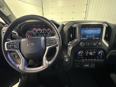 Used 2022 Chevrolet Silverado 1500 RST AWD/4WD image 41