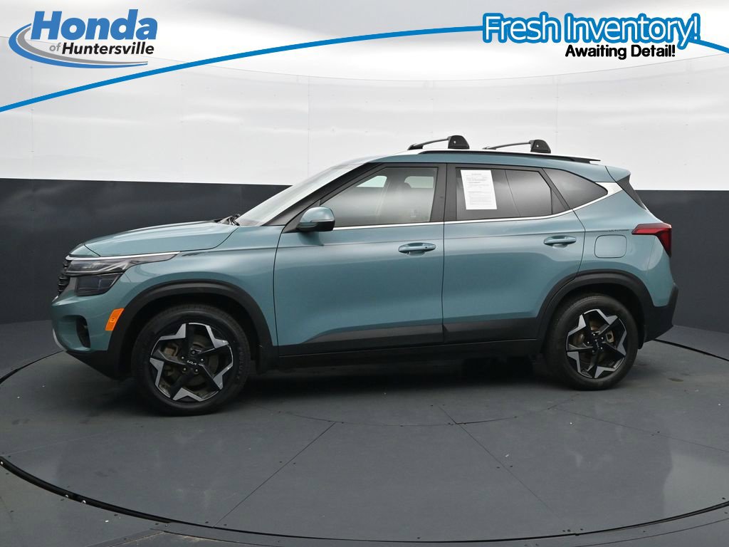 Used 2025 Kia Seltos EX AWD/4WD image 6