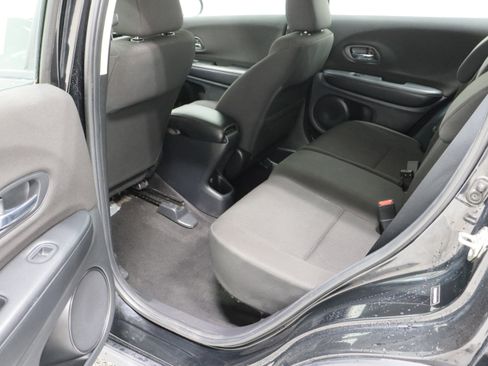 Used 2017 Honda HR-V LX image 23