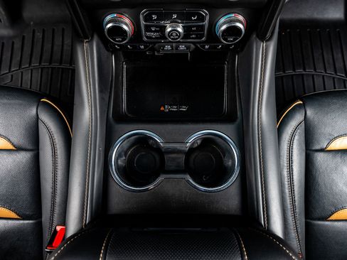 Used 2023 GMC Yukon AT4 image 25