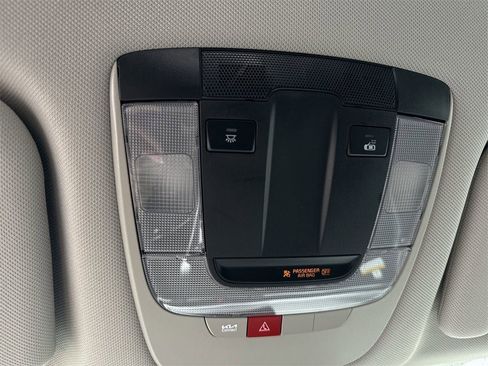 New 2025 Kia Sorento LX image 35