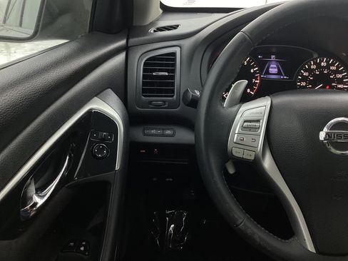 Used 2017 Nissan Altima 2.5 SR image 31