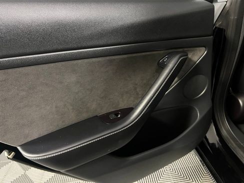 Used 2023 Tesla Model 3 Standard Range image 27