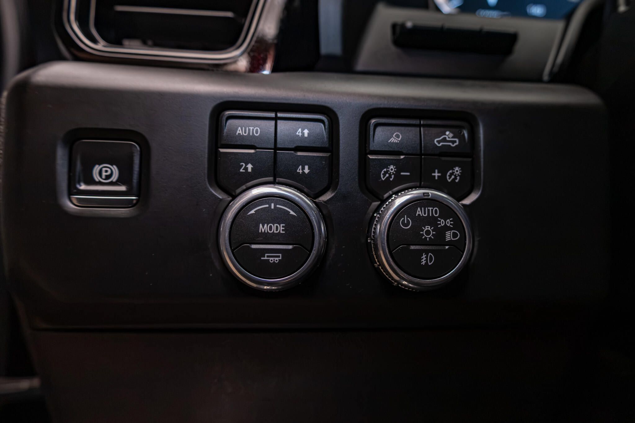 Used 2026 GMC Sierra 3500 AT4 w/ AT4 Premium Plus Package AWD/4WD image 19
