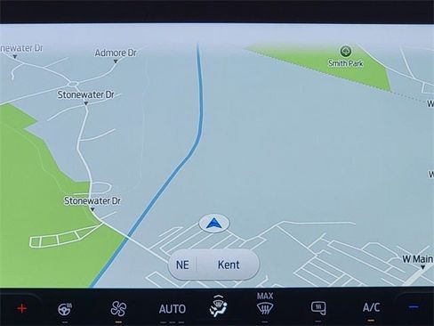 New 2025 Ford Maverick Lariat w/ Black Appearance Package image 27