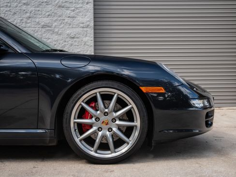 Used 2006 Porsche 911 Carrera 4S image 17