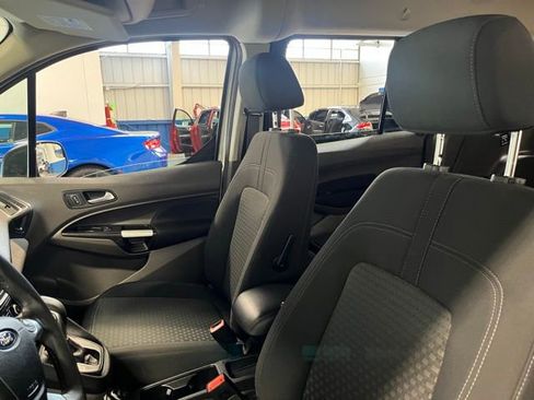 Used 2019 Ford Transit Connect XLT FWD image 19