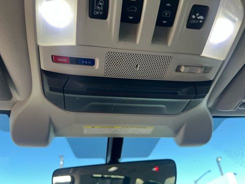 Used 2019 Subaru Ascent Limited image 23