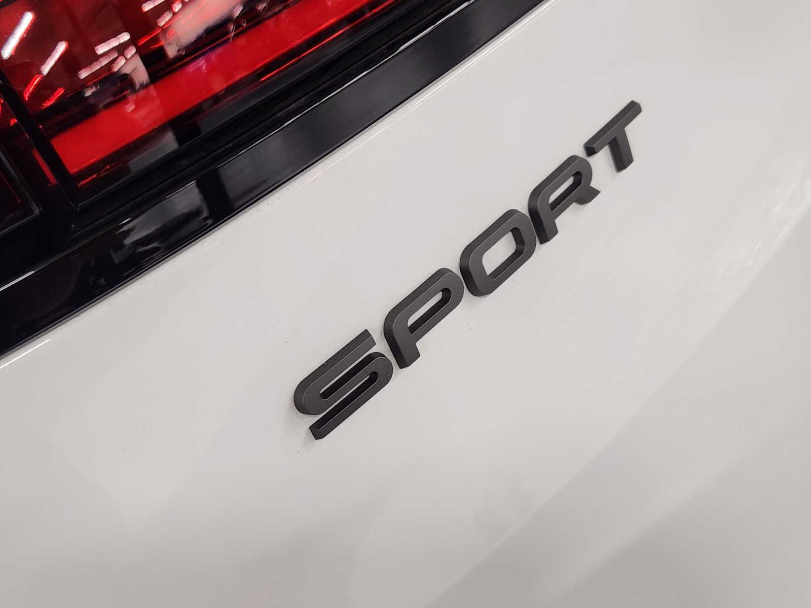 New 2026 Land Rover Range Rover Sport SE AWD/4WD image 13
