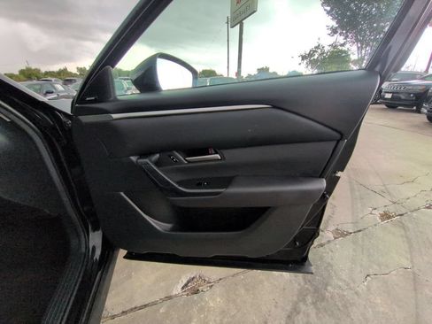 Used 2025 MAZDA CX-50 AWD 2.5 S w/ Premium Package image 32