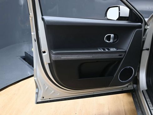 Used 2023 Hyundai Ioniq 5 Limited AWD/4WD image 41