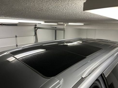 Certified 2026 Cadillac Escalade Luxury AWD/4WD image 13