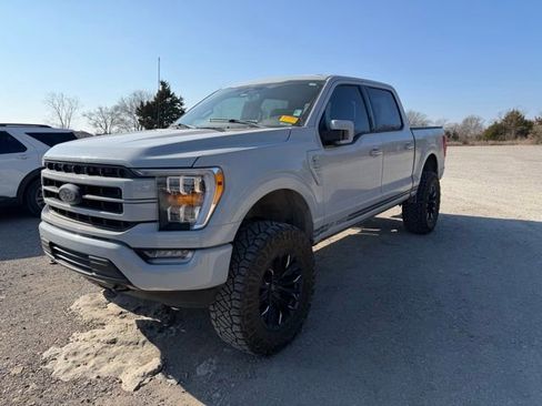 Used 2023 Ford F150 Lariat image 10