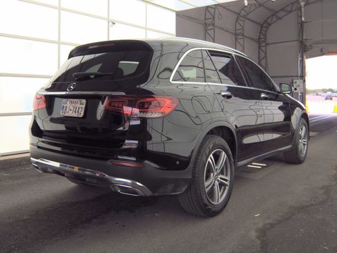 Used 2021 Mercedes-Benz GLC 300 w/ Premium Package image 6